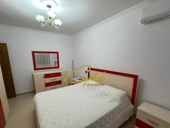 APARTAMENT ME QIRA 2+1 XHAMLLIKU 50.000 LEKE