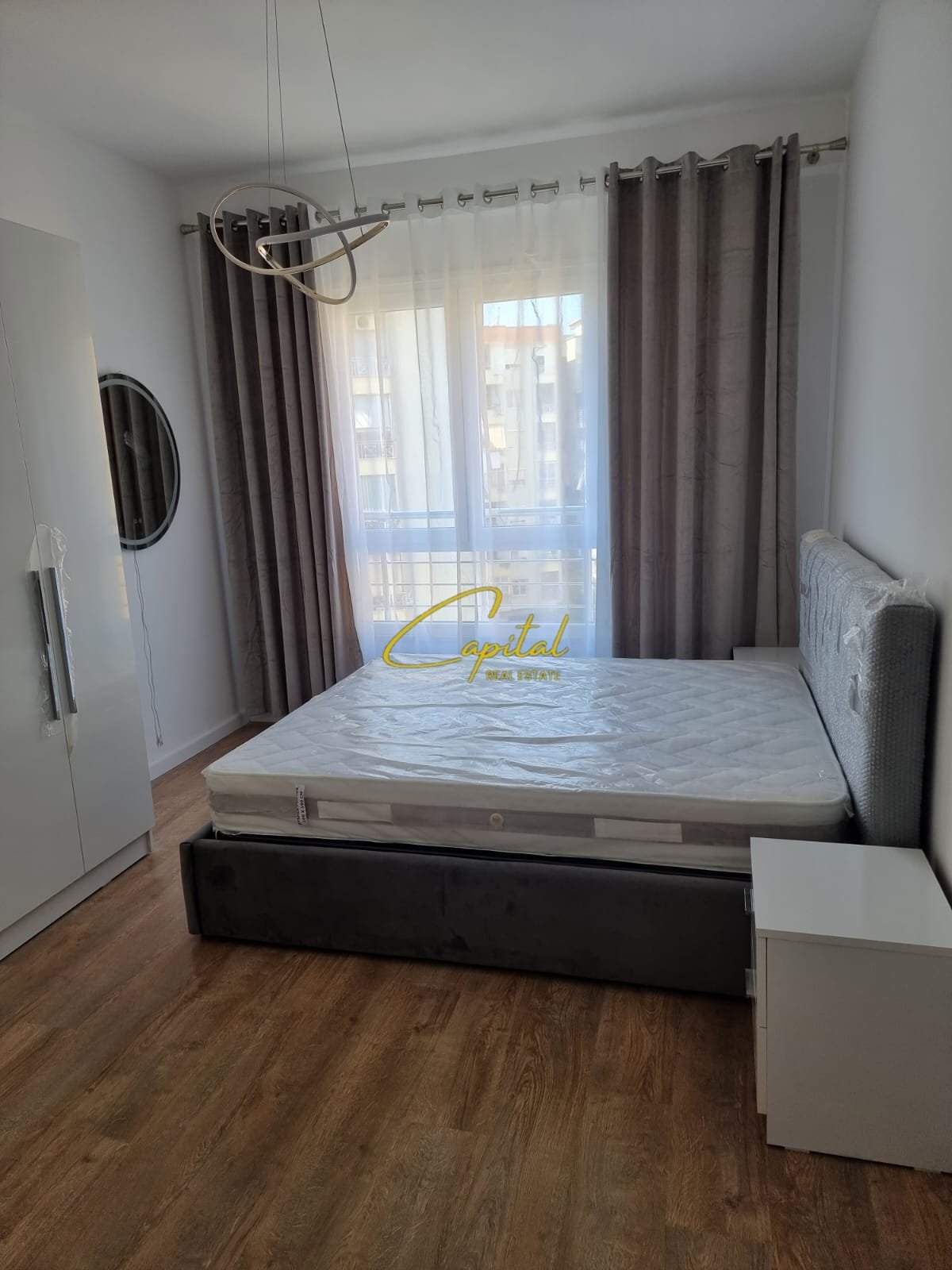 APARTAMENT ME QIRA KOMUNA E PARISIT 850 EURO