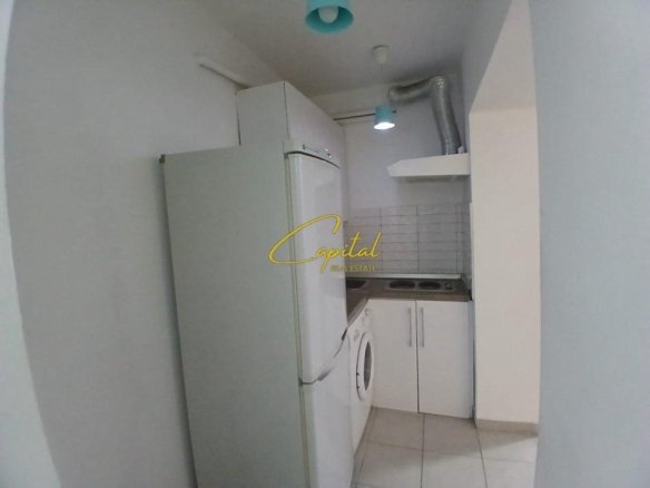 APARTAMENT ME QIRA 1+1 RRUGA E DURRESIT 50.000 LEKE