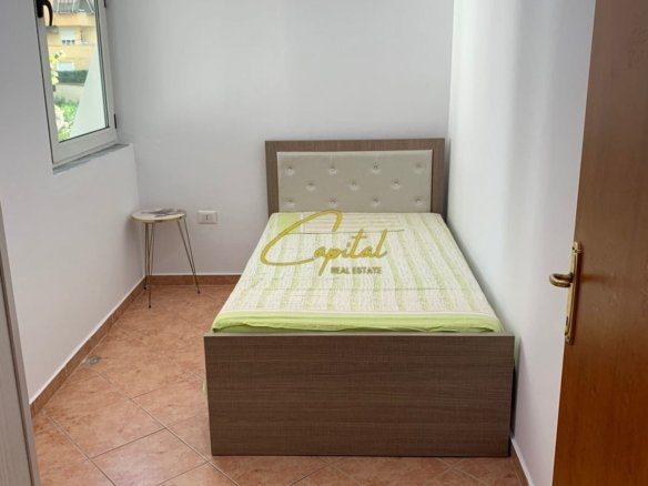 APARTAMENT ME QIRA 2+1 KOMUNA E PARISIT 700 EURO