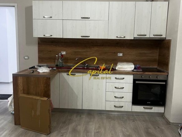 APARTAMENT ME QIRA 1+1 ALI DEMI 40.000 LEKE