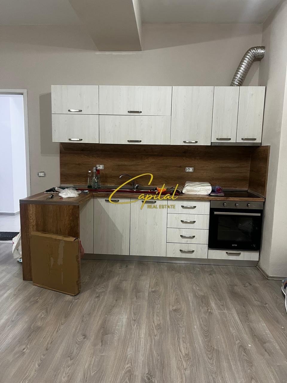 APARTAMENT ME QIRA 1+1 ALI DEMI 40.000 LEKE