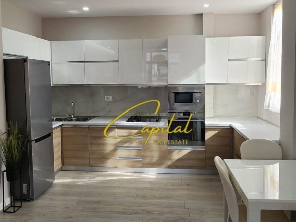 APARTAMENT ME QIRA 1+1 MYSLYM SHYRI 850 EURO