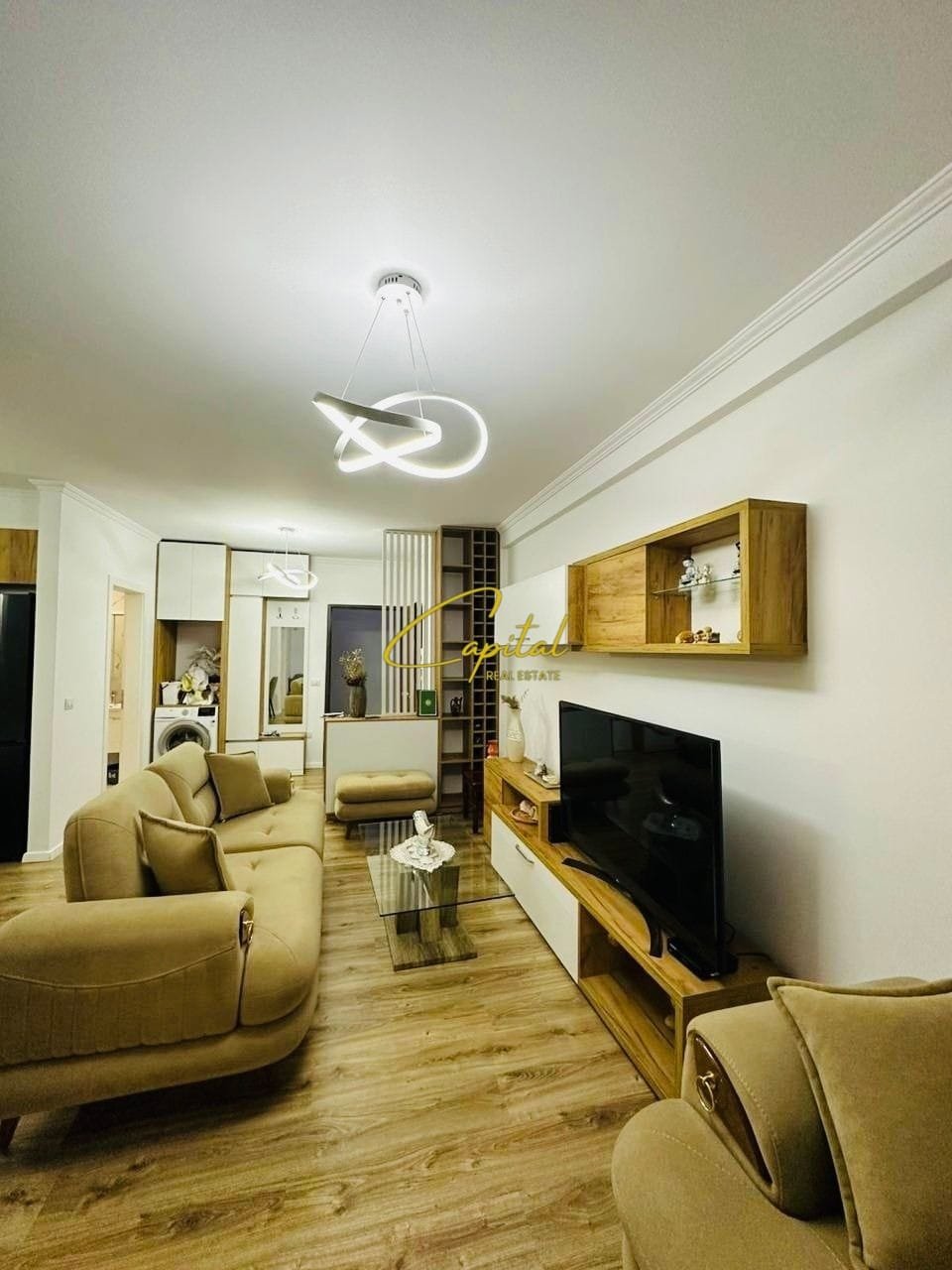 APARTAMENT ME QIRA 1+1 YZBERISHT 50.000 LEKE