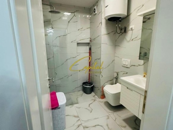 APARTAMENT ME QIRA 1+1 YZBERISHT 50.000 LEKE