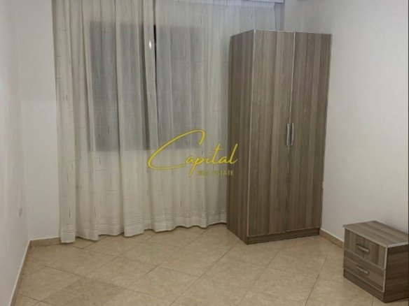 APARTAMENT ME QIRA 1+1 XHAMLLIKU 40.000 LEKE