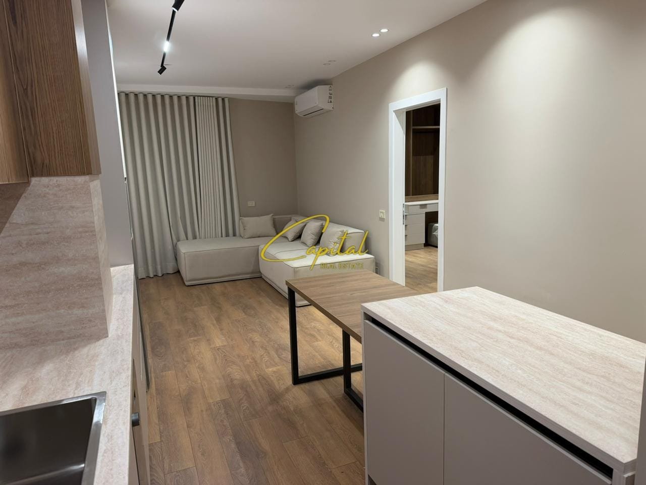 APARTAMENT ME QIRA 2+1 RRUGA MINE PEZA 1.250 EURO
