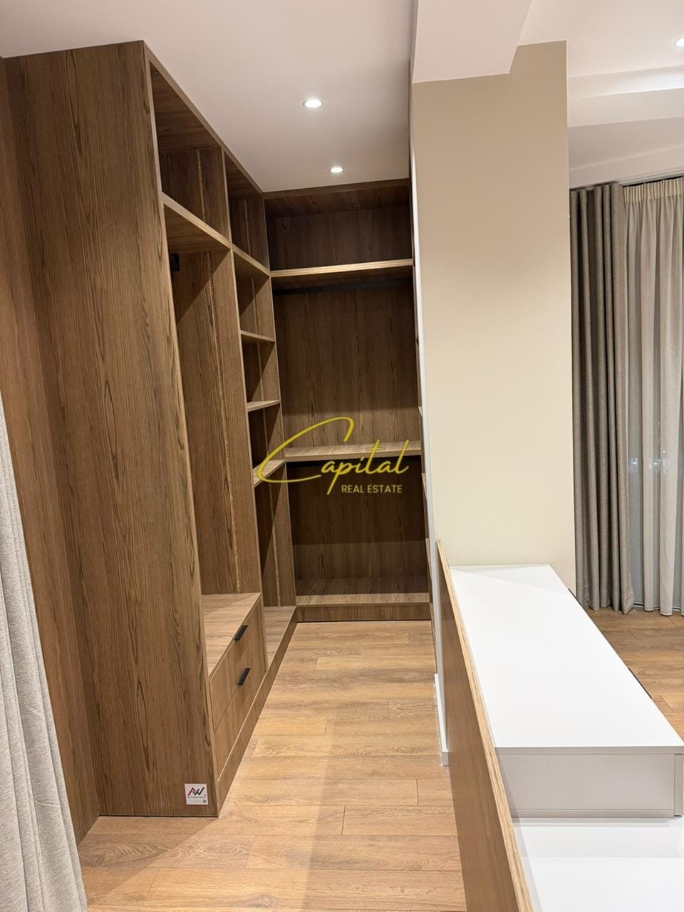 APARTAMENT ME QIRA 2+1 RRUGA MINE PEZA 1.250 EURO