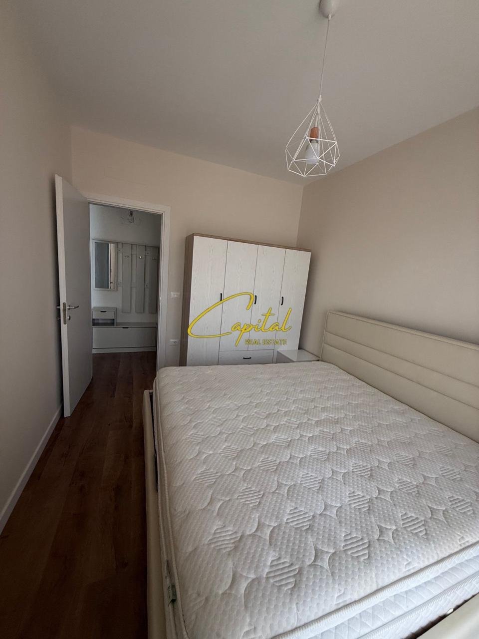 APARTAMENT ME QIRA 1+1 5 MAJI 55.000 LEKE