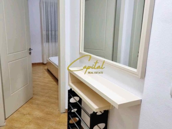 APARTAMENT ME QIRA 1+1 YZBERISHT 40.000 LEKE