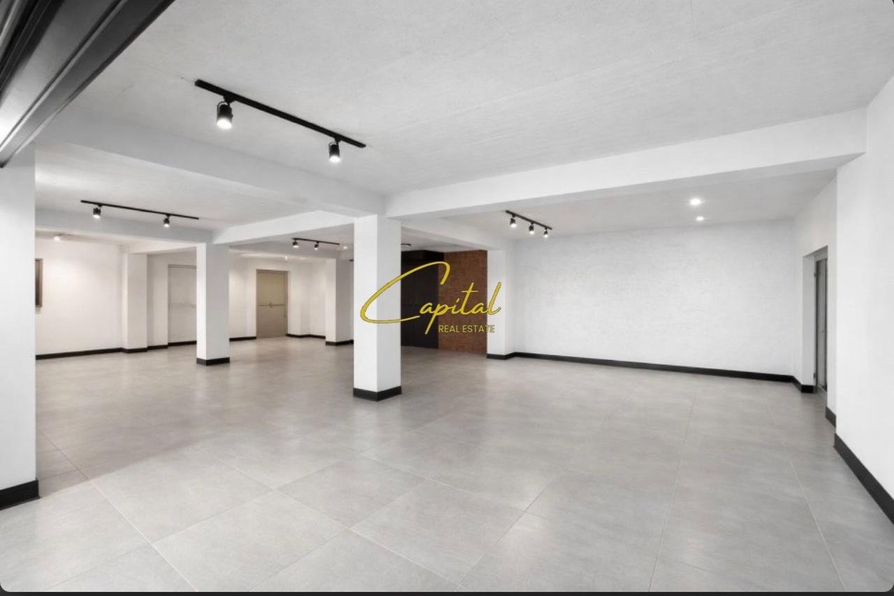 AMBIENT BIZNESI ME QIRA 934 M2 SAUK 11.000 EURO