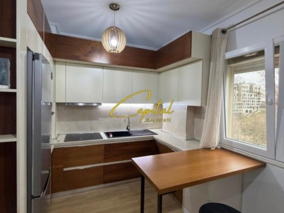 APARTAMENT ME QIRA 2+1 KOPSHTI ZOOLOGJIK 700 EURO