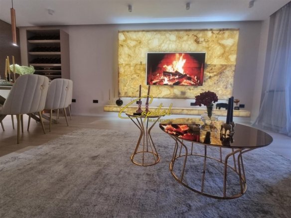 SHITET APARTAMENT 2+1 LIQENI ARTIFICIAL 450.000 EURO