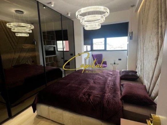 SHITET APARTAMENT 2+1 LIQENI ARTIFICIAL 450.000 EURO