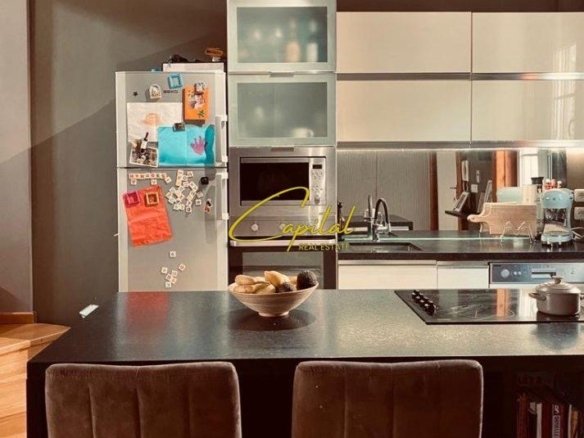 APARTAMENT TRIPLEX ME QIRA 135 M2 PALLATI I BRIGADAVE 1.100 EURO