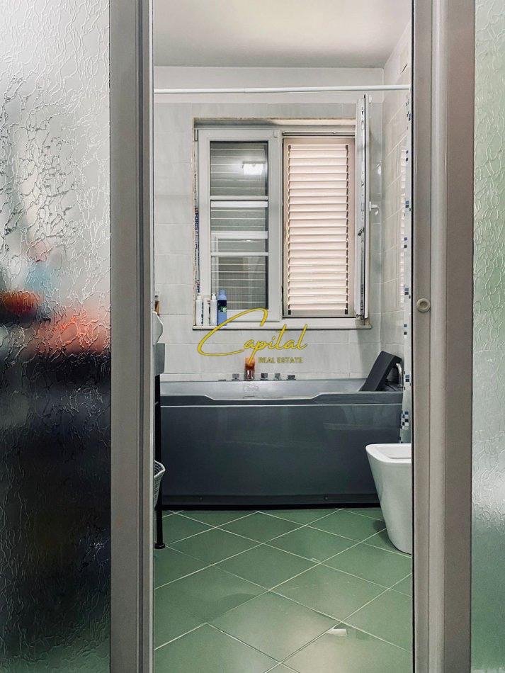 APARTAMENT TRIPLEX ME QIRA 135 M2 PALLATI I BRIGADAVE 1.100 EURO