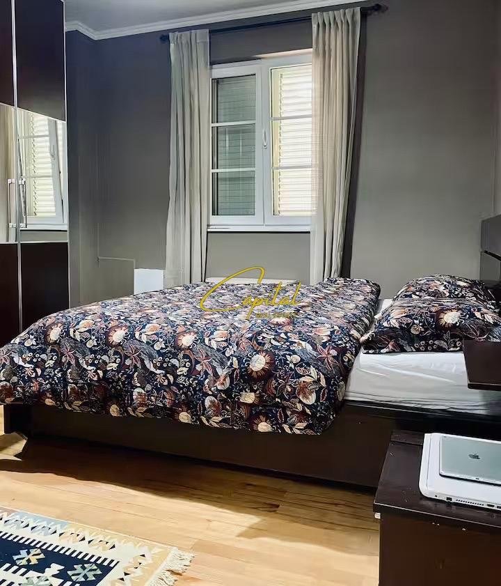 APARTAMENT TRIPLEX ME QIRA 135 M2 PALLATI I BRIGADAVE 1.100 EURO