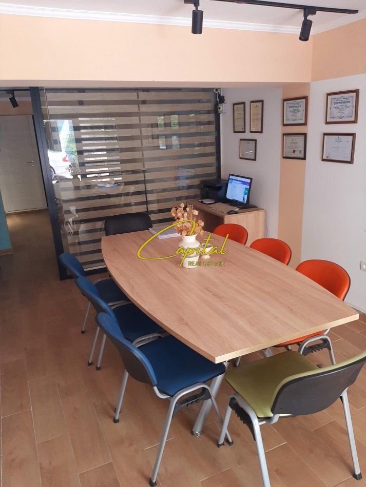 SHITET AMBIENT BIZNESI 41 M2 MYSLYM SHYRI 105.000 EURO