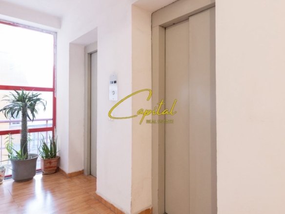 SHITET APARTAMENT 2+1 ZOGU I ZI 260.000 EURO