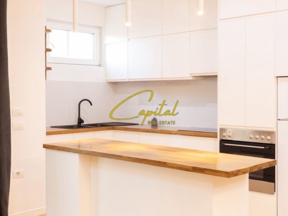 SHITET APARTAMENT 2+1 ZOGU I ZI 260.000 EURO