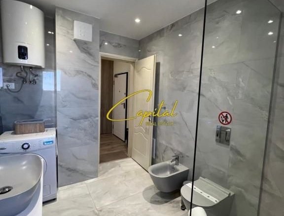 APARTAMENT ME QIRA 1+1 QENDER 870 EURO