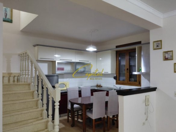 SHTEPI PRIVATE ME QIRA 170 M2 ALI DEMI 1.300 EURO