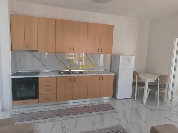 APARTAMENT ME QIRA 1+1 5 MAJI 55.000 LEKE