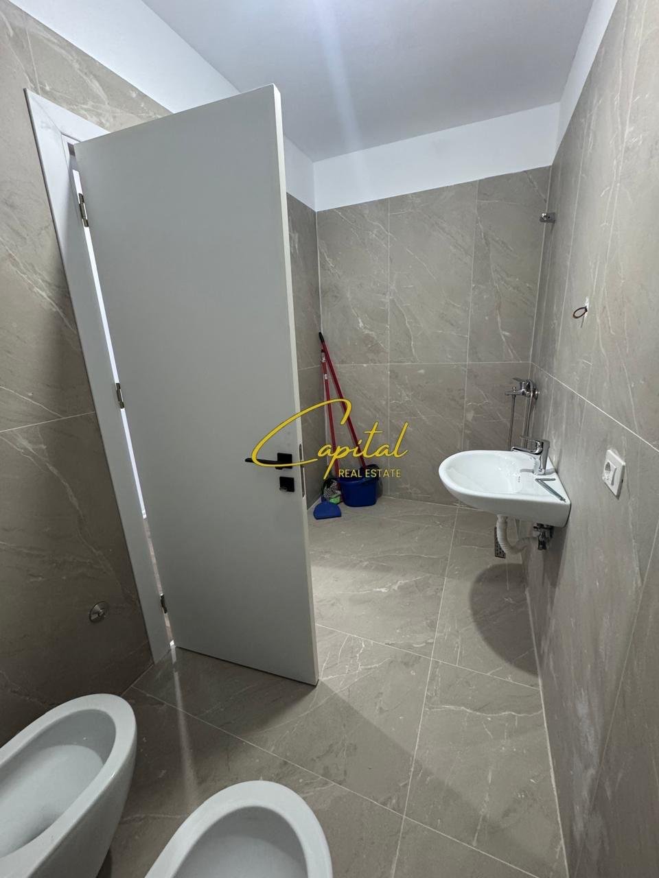 WhatsApp Image 2026-02-27 at 10.11.23 AM (1) APARTAMENT ME QIRA 2+1 5 MAJI 650 EURO