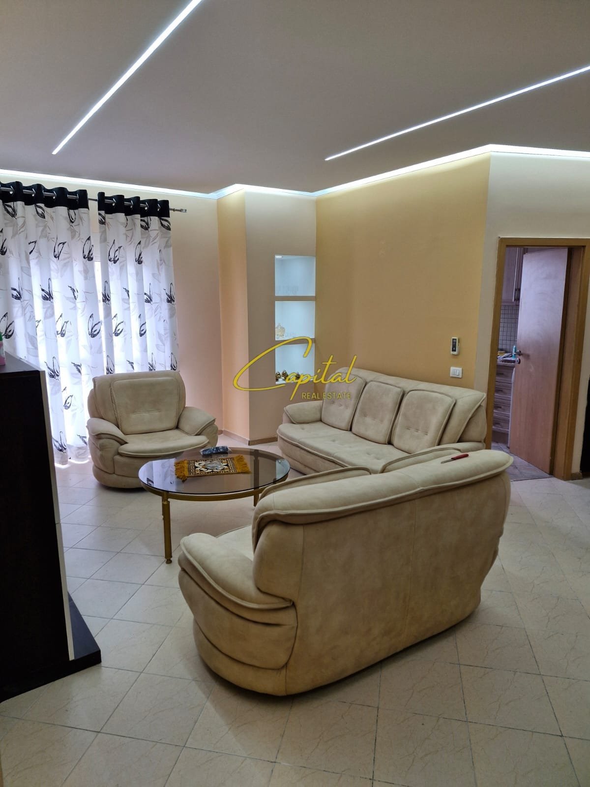 APARTAMENT ME QIRA 2+1 KOMUNA E PARISIT 750 EURO