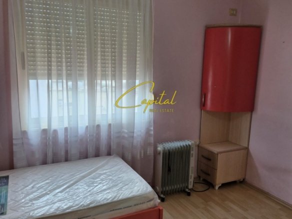 APARTAMENT ME QIRA 2+1 KOMUNA E PARISIT 750 EURO