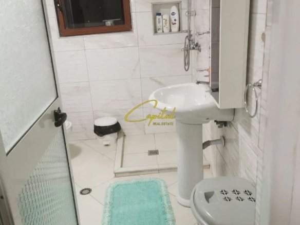 APARTAMENT ME QIRA 1+1 BULEVARDI ZOGU I 50.000 LEKE
