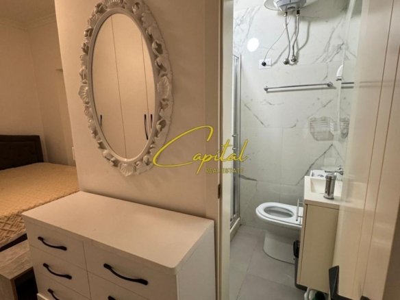 APARTAMENT ME QIRA 1+1 RRUGA E DIBRES 43.000 LEKE