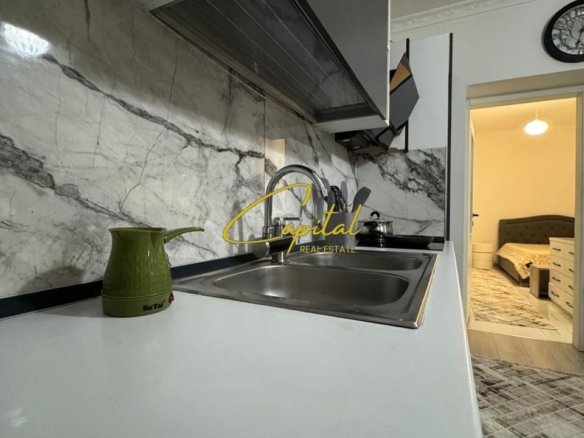 APARTAMENT ME QIRA 1+1 RRUGA E DIBRES 43.000 LEKE