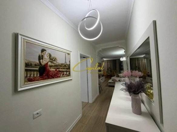 APARTAMENT ME QIRA 3+1 VASIL SHANTO 1.200 EURO
