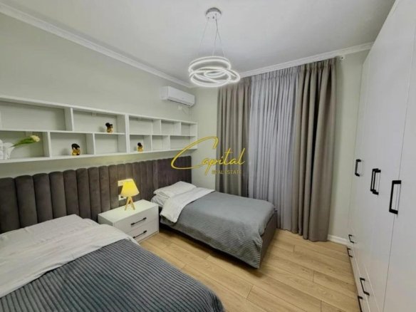APARTAMENT ME QIRA 3+1 VASIL SHANTO 1.200 EURO