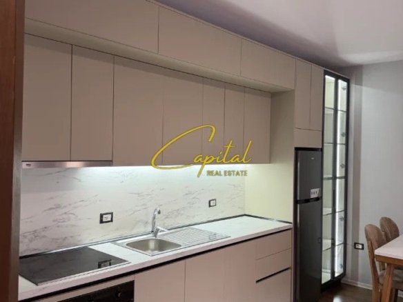 APARTAMENT ME QIRA 1+1 BULEVARDI I RI 70.000 LEKE