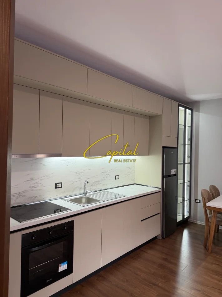WhatsApp Image 2026-03-02 at 3.10.42 PM APARTAMENT ME QIRA 1+1 BULEVARDI I RI 70.000 LEKE