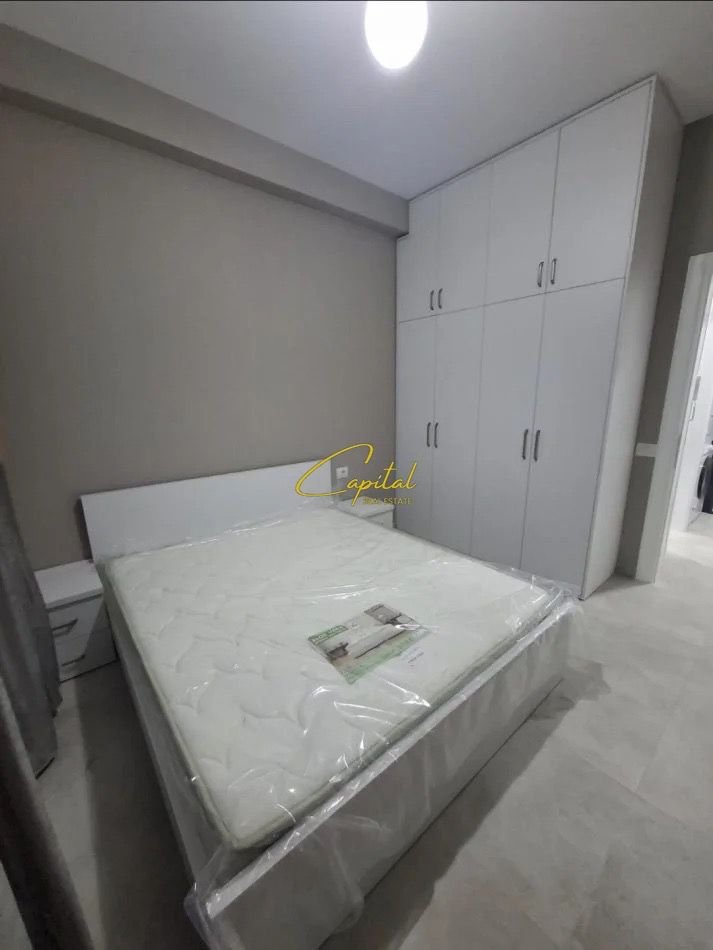APARTAMENT ME QIRA 1+1 SPITALI AMERIKAN 3 60.000 LEKE