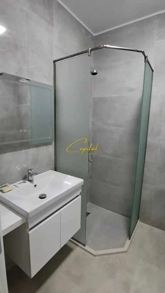 APARTAMENT ME QIRA 1+1 SPITALI AMERIKAN 3 60.000 LEKE