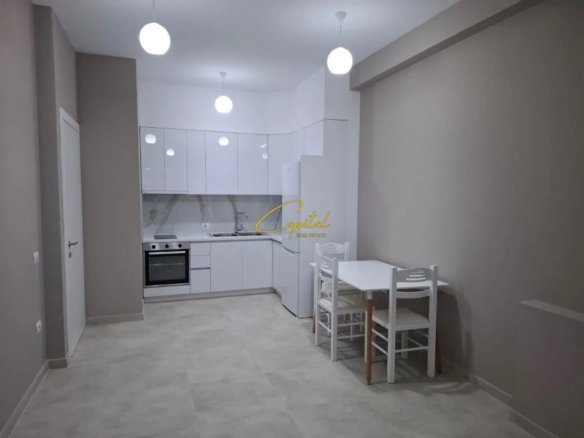 APARTAMENT ME QIRA 1+1 SPITALI AMERIKAN 3 60.000 LEKE