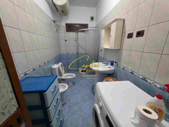 APARTAMENT ME QIRA 2+1 RRUGA E ELBASANIT 45.000 LEKE