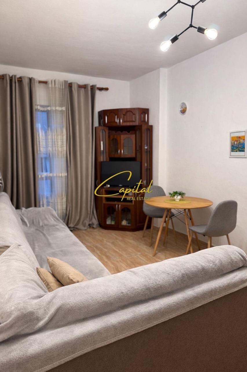 APARTAMENT ME QIRA 1+1 ASTIR 42.000 LEKE