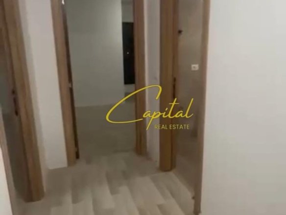 AMBIENT BIZNESI ME QIRA 120 M2 5 MAJI 45.000 LEKE