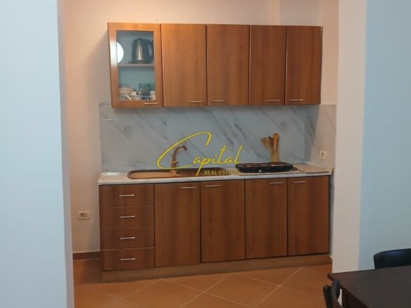 APARTAMENT ME QIRA 1+1 BULEVARDI ZHAN D’ARK 40.000 LEKE