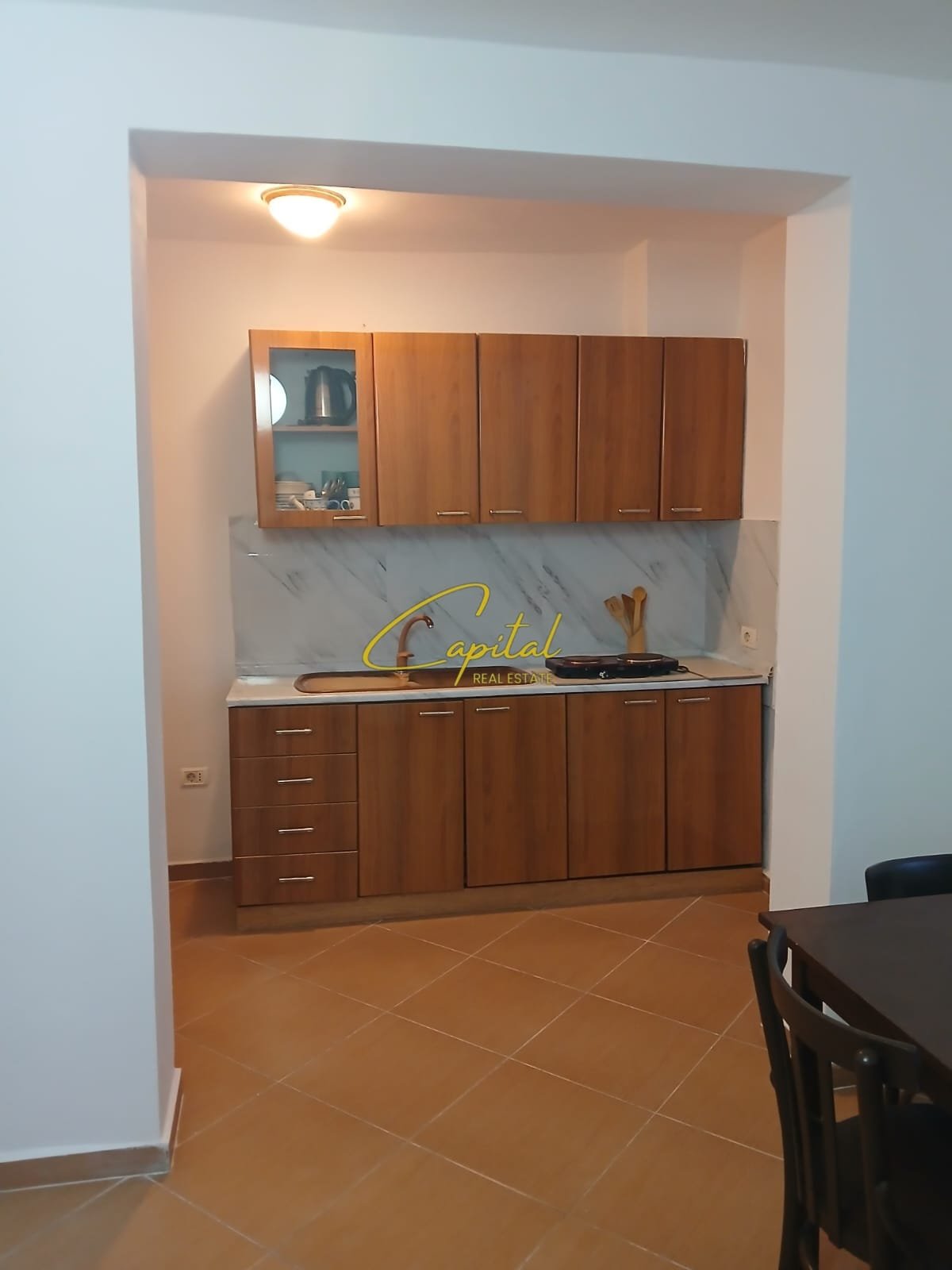 APARTAMENT ME QIRA 1+1 BULEVARDI ZHAN D’ARK 40.000 LEKE