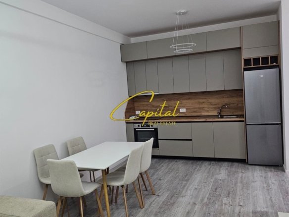 SHITET APARTAMENT 2+1 SPITALI AMERIKAN 3 190.000 EURO