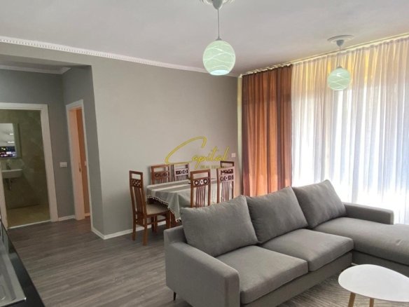 APARTAMENT ME QIRA 1+1 BULEVARDI I RI 45.000 LEKE