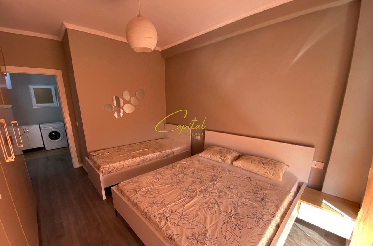 APARTAMENT ME QIRA 1+1 BULEVARDI I RI 45.000 LEKE