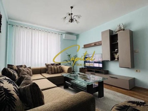 APARTAMENT ME QIRA 1+1 STADIUMI DINAMO 730 EURO