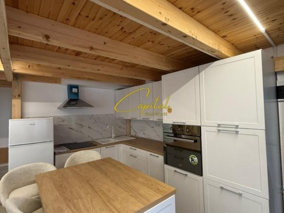 APARTAMENT DUBLEX ME QIRA 70 M2 SELVIA 65.000 LEKE